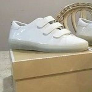 Brand new never worn micheal kors